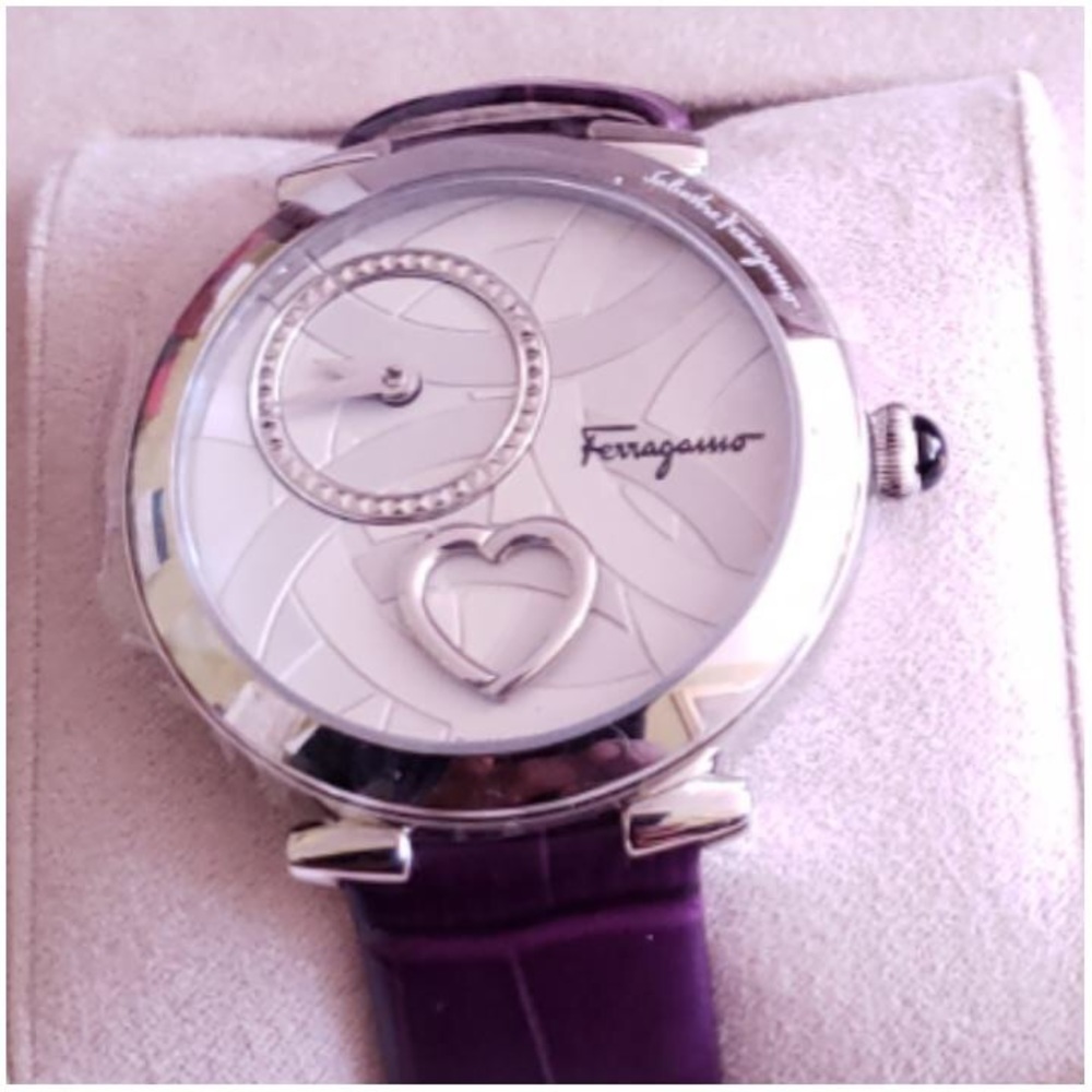 Salvatore Ferragamo Ladies Watch - Picture 6 of 10
